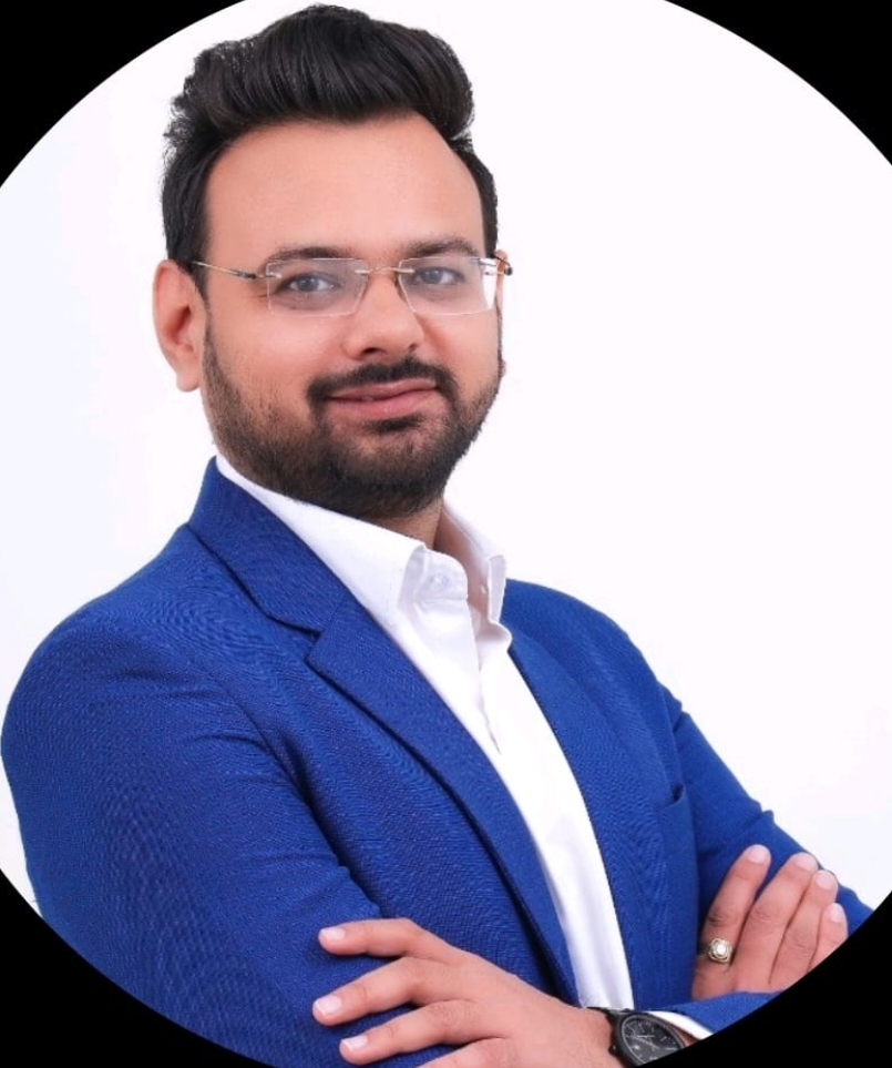 Harshit Kothari-founder-RedPluto Analytics 